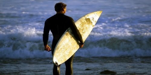 surfer-wetsuit-copyright-shutterstock-phasefour