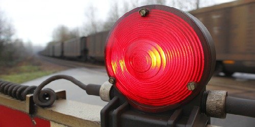railroad crossing light