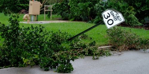 tâches de nettoyage des ouragans en Floride